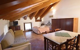 Residence Aquila - Mono Corno Vitello